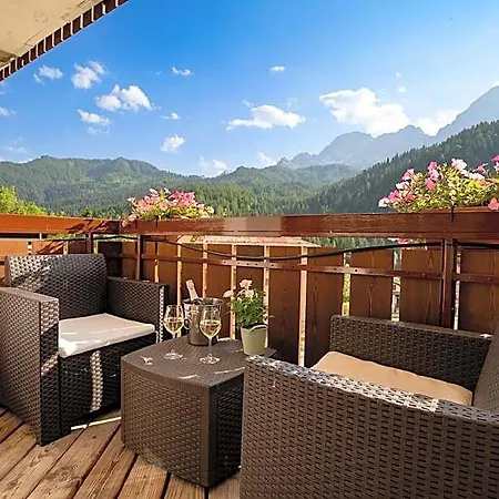 Panorama Hotel 4*